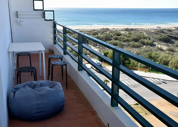 Apartament House *