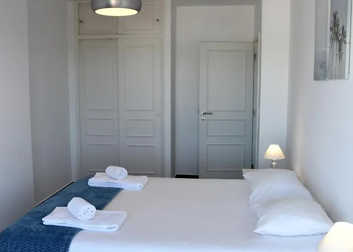 Apartament House *