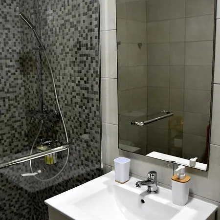 House Apartment *